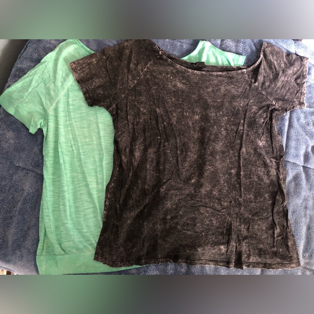 Torrid off-shoulder bundle. Size 2.